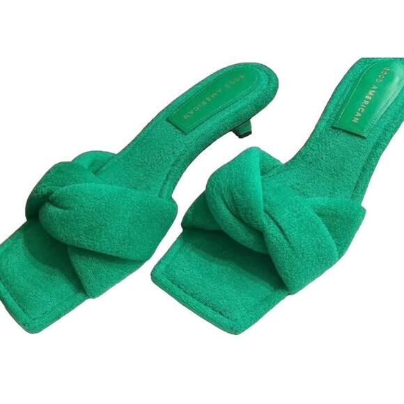 Good American Terry Kickstand Mules Kelly Green Size 6 1/2 NIB - Picture 5 of 6